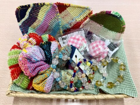 さをり織りシュシュ